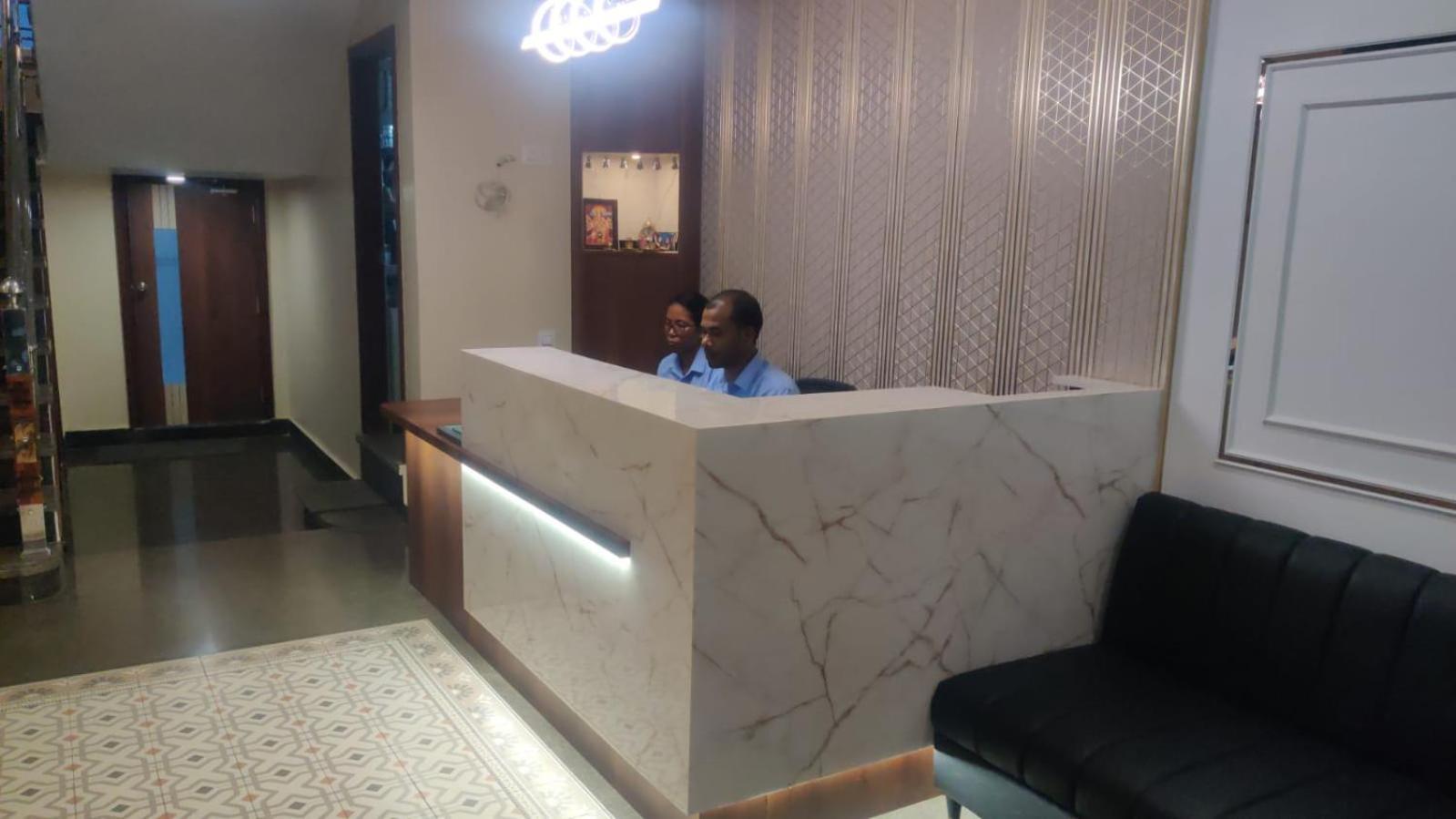 The Executive Inn Sziliguri Kültér fotó