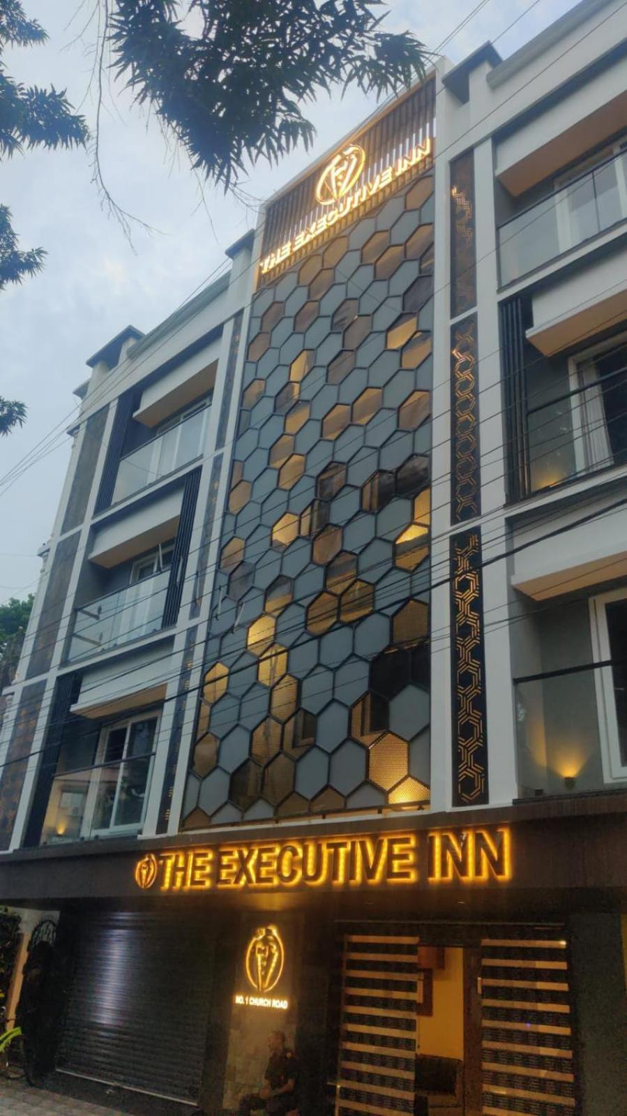 The Executive Inn Sziliguri Kültér fotó